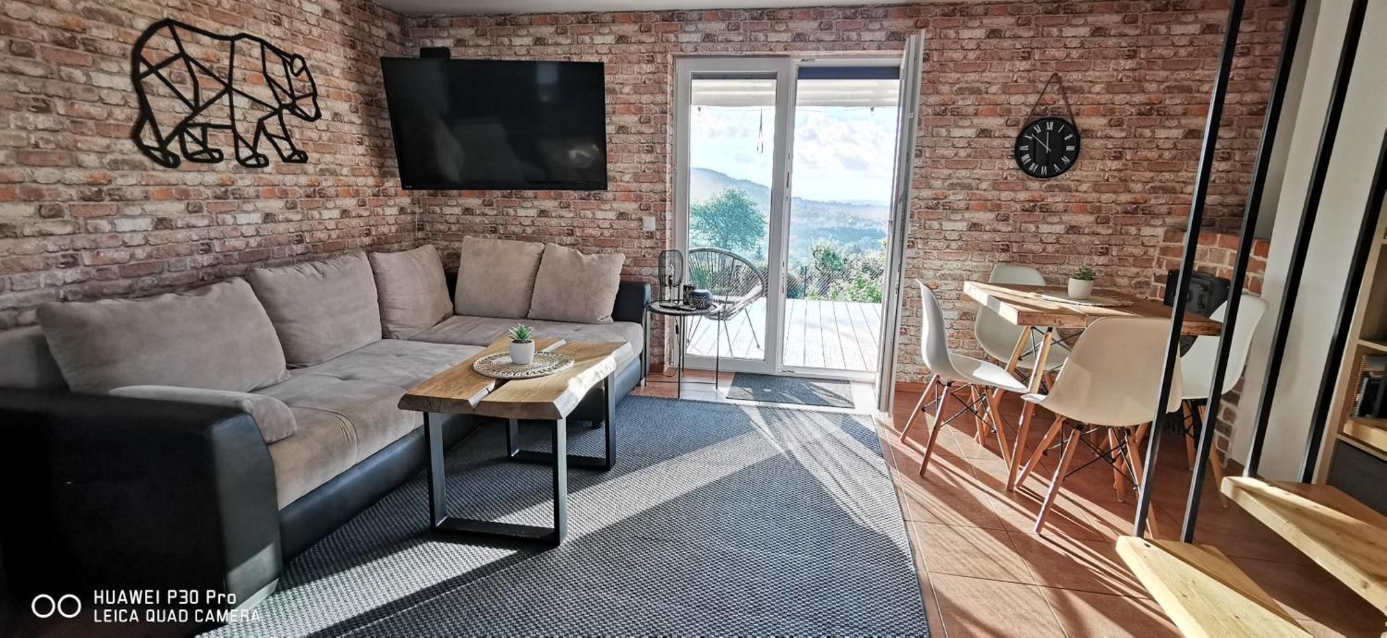 Holiday home Z Pieknym Widokiem Jawornica House *
